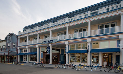 Bicycle Street Inn And Suites Mackinac Island Exteriör bild